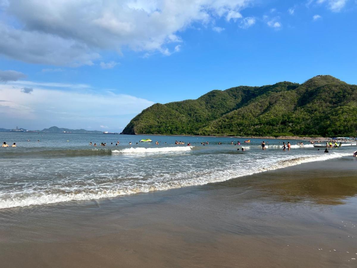 شقة Penthouse Manzanillo Exclusivo Con Alberca المظهر الخارجي الصورة
