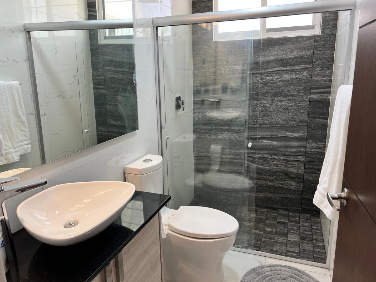 شقة Penthouse Manzanillo Exclusivo Con Alberca المظهر الخارجي الصورة