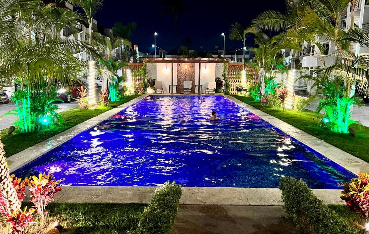 شقة Penthouse Manzanillo Exclusivo Con Alberca المظهر الخارجي الصورة