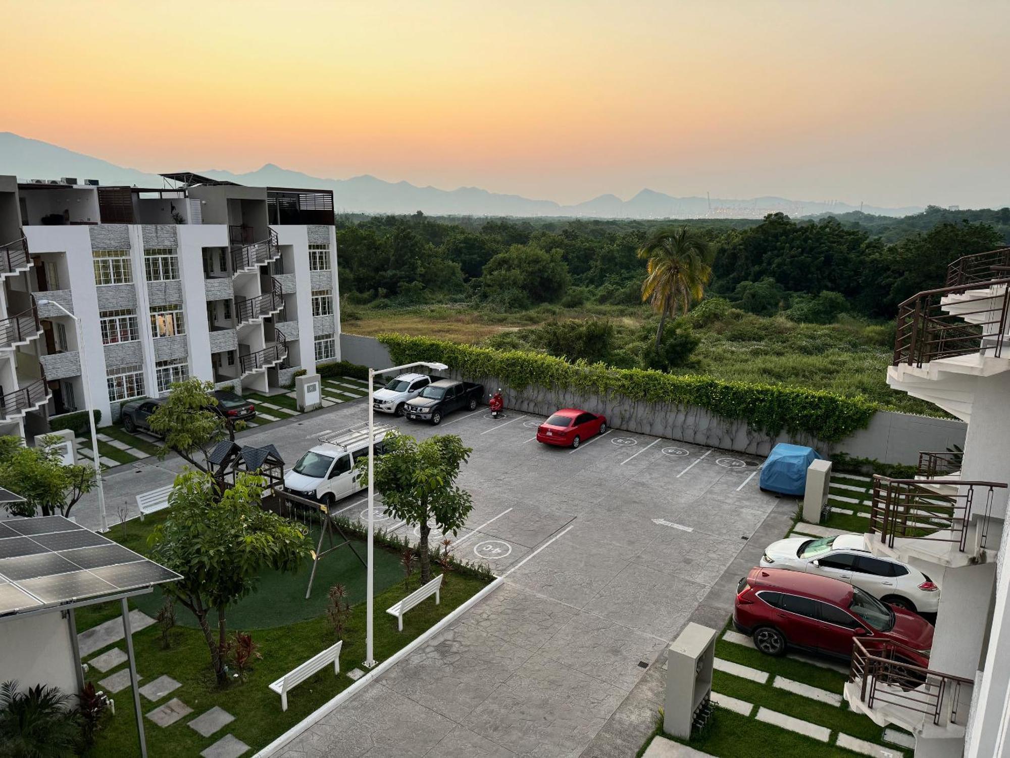 شقة Penthouse Manzanillo Exclusivo Con Alberca المظهر الخارجي الصورة